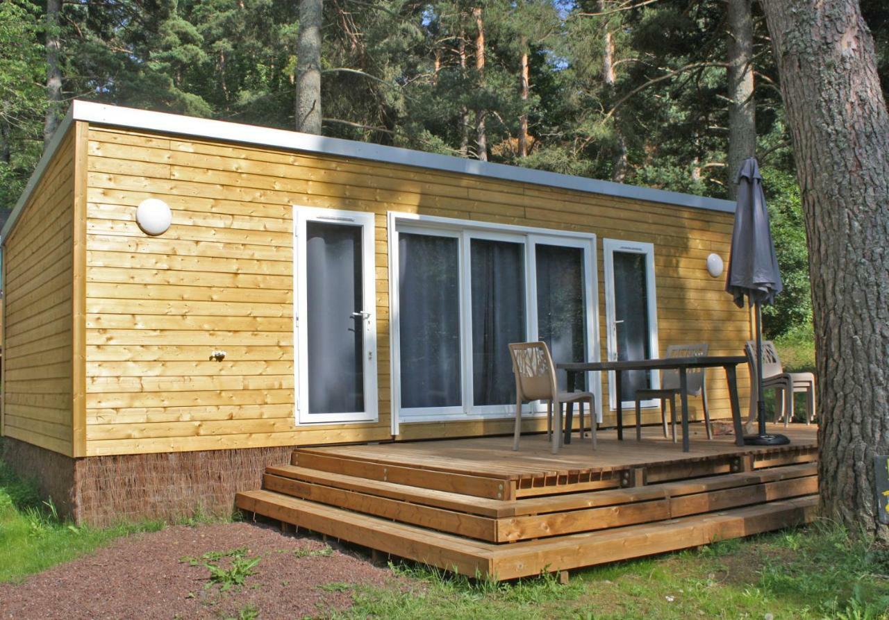 Camping Domaine Du Chambon *